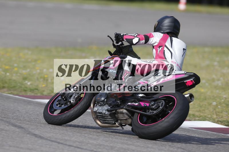 /08 17.04.2026  TZ Motorsport ADR/Gruppe gelb/111